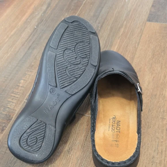 Naot Black Leather Mules - Picture 7 of 7